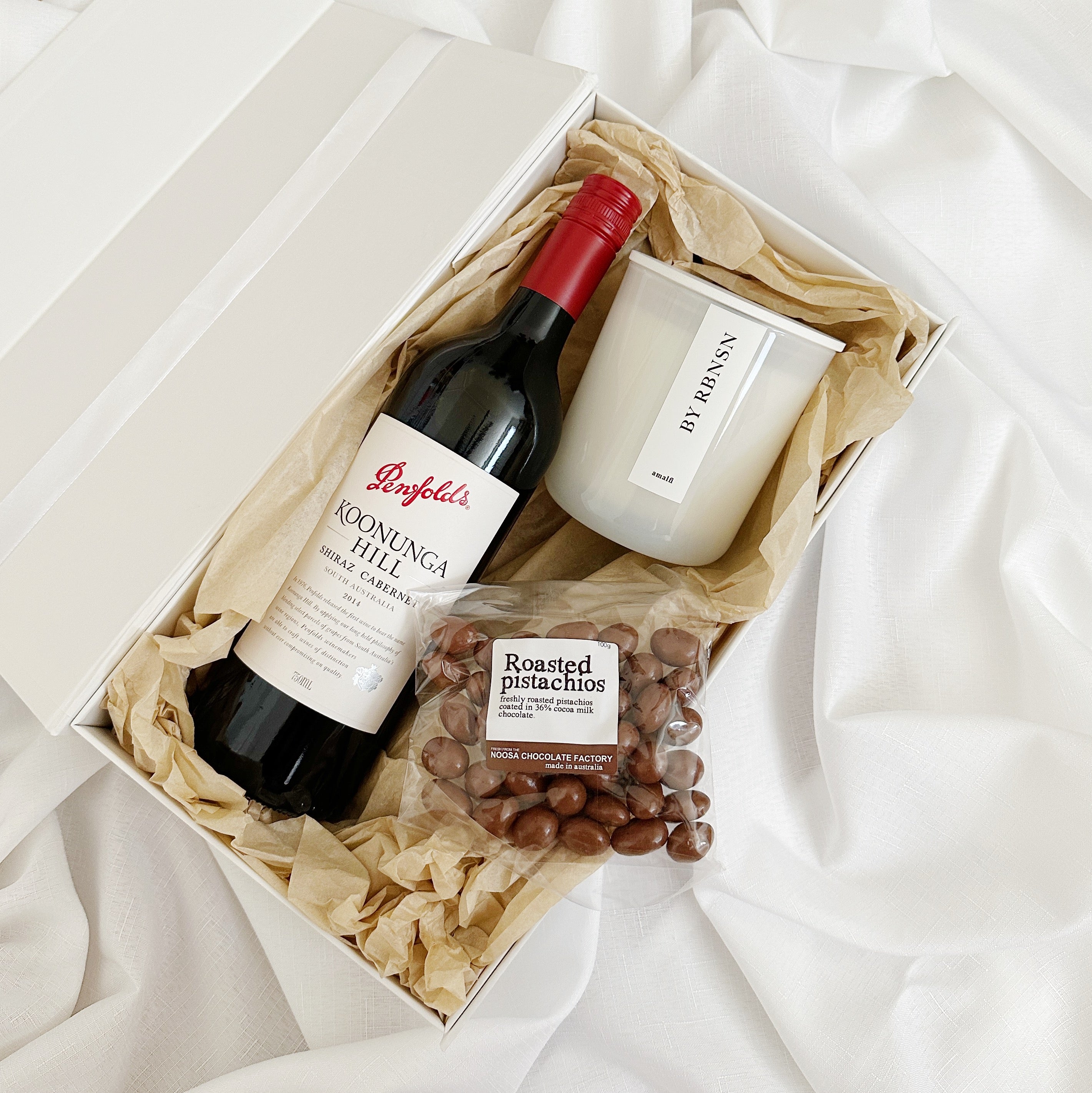 Choose your wine candle gift hamper